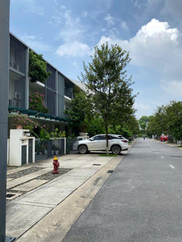 CHO THUÊ LIỀN KỀ EVELYNE – PARKCITY HANOI | 120M² | 22 TRIỆU/THÁNG