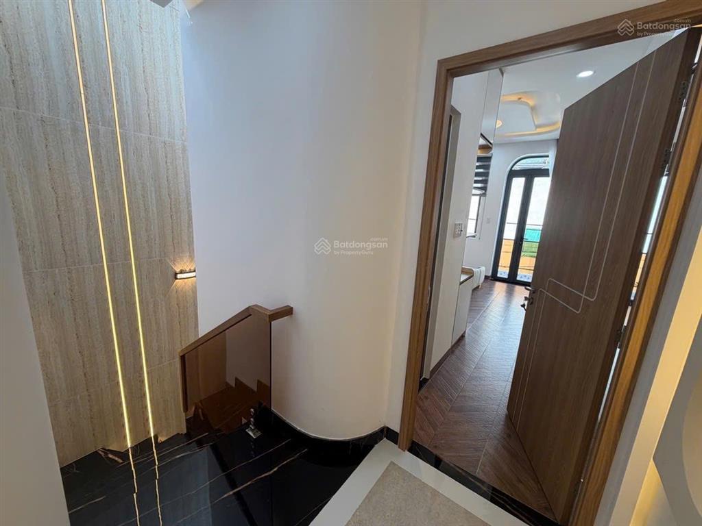 130/ khuông việt 71m2, 2 tầng, dt 4 x 17, giá 7.65 tỷ
m3c2a