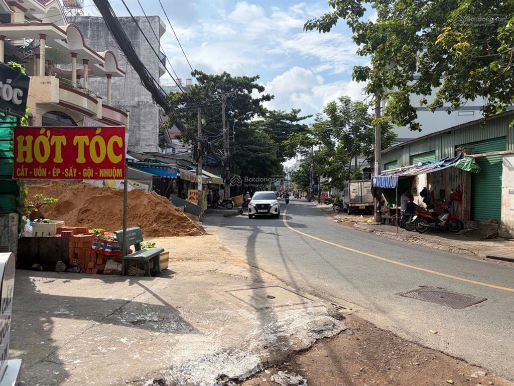 130/ khuông việt 71m2, 2 tầng, dt 4 x 17, giá 7.65 tỷ
m3c2a