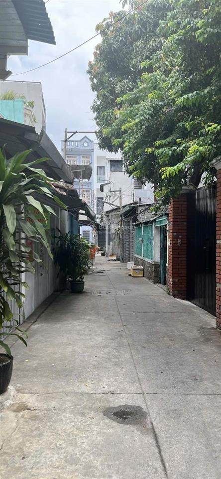 Thống nhất (5.5x25) 105m2 đúc 4 tầng kiên cố  sát citi land