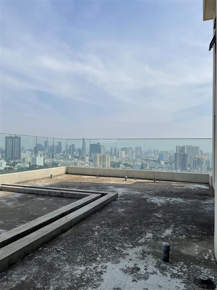 Penthouse trung tâm quận 5. 335m2, 1 căn duy nhất. chỉ 18tỷ sở hữu nhà. giá trực tiếp chủ đầu tư.