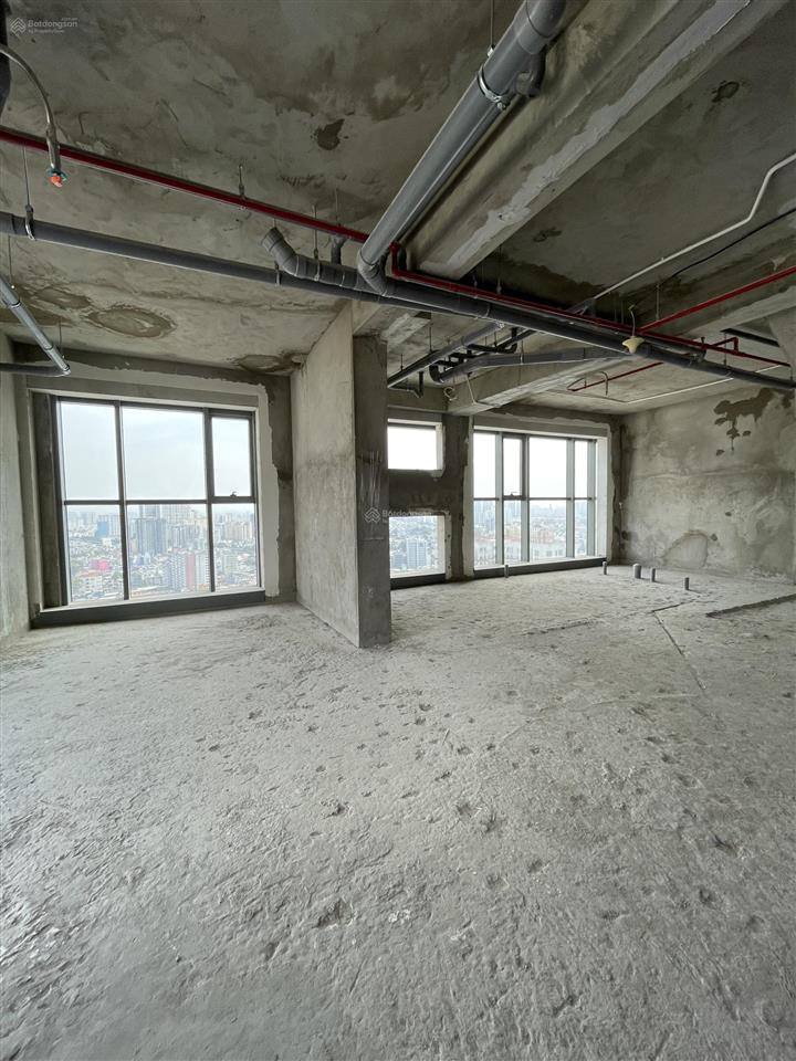 Penthouse trung tâm quận 5. 335m2, 1 căn duy nhất. chỉ 18tỷ sở hữu nhà. giá trực tiếp chủ đầu tư.