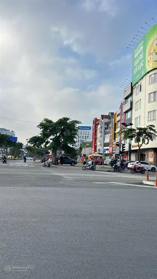 Bán nhà mặt phố tại trần não, 40,9 tỷ, 145 m2 với bề ngang to 7,5m