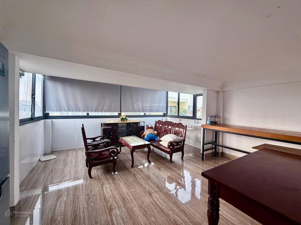 Bán nhà hẻm quốc hương  thảo điền. diện tích 5m x 13m 4 tầng, nhà mới.