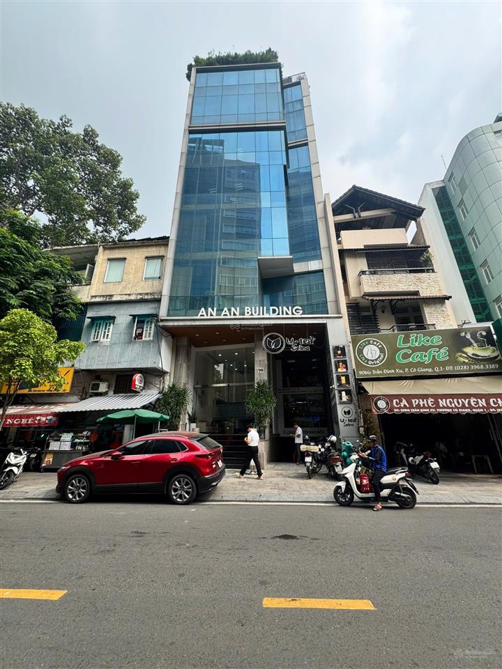 Bán tòa nhà văn phòng với diện tích sàn 1373m2, hệ thống pccc hoàn chỉnh.
