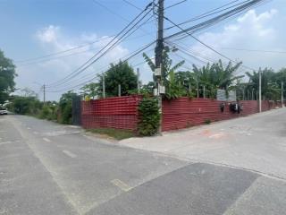 Bán nhà vườn nhà góc 2 mặt tiền 7.500m2, thổ cư 400m2 cách chợ hóc môn 500m, 100m x 75m