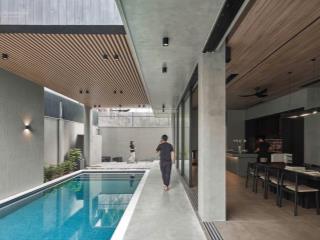 Cho thuê bt tại nguyễn ư dĩ, 900m2 đẹp xuất sắc có hồ bơi, đầy đủ tiện nghi