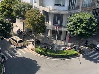 Sala thủ thiêm góc 3 mặt tiền. 9m x 20m, cực kì thoáng mát