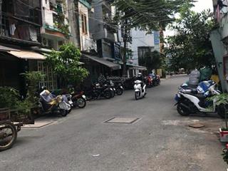 Bán nhà hẻm 2 tránh nhau ô tô tránh nhau trung tâm của quận 3 và quận 10. gần 100m2