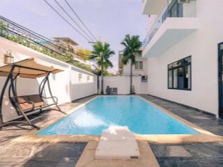 Bán nhà mặt phố nội khu tại quốc hương 16,5m x 43m. kiến trúc hiện đại, đang có hợp đồng thuê.