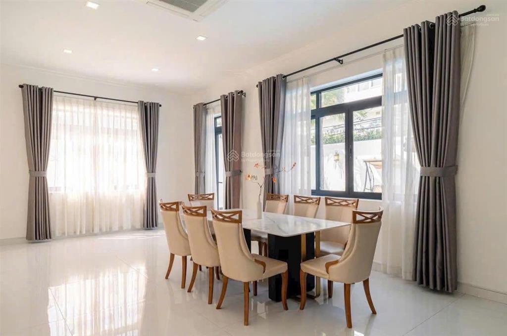 Bán nhà mặt phố nội khu tại quốc hương 16,5m x 43m. kiến trúc hiện đại, đang có hợp đồng thuê