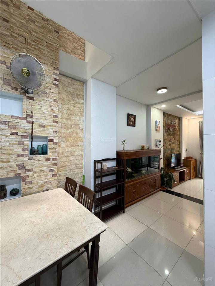 Cho thuê nhà mặt tiền khu thảo điền 5m x 11m trệt 2 lầu. thích hợp nhiều ngành nghề