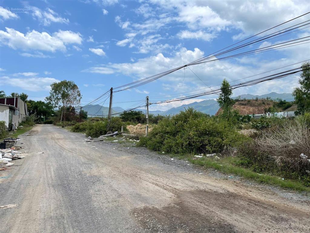 Bán gấp đất thổ cư 145,7m2 tại thuỷ tú, vĩnh thái, nha trang, giá cực chất 4,4 tỷ