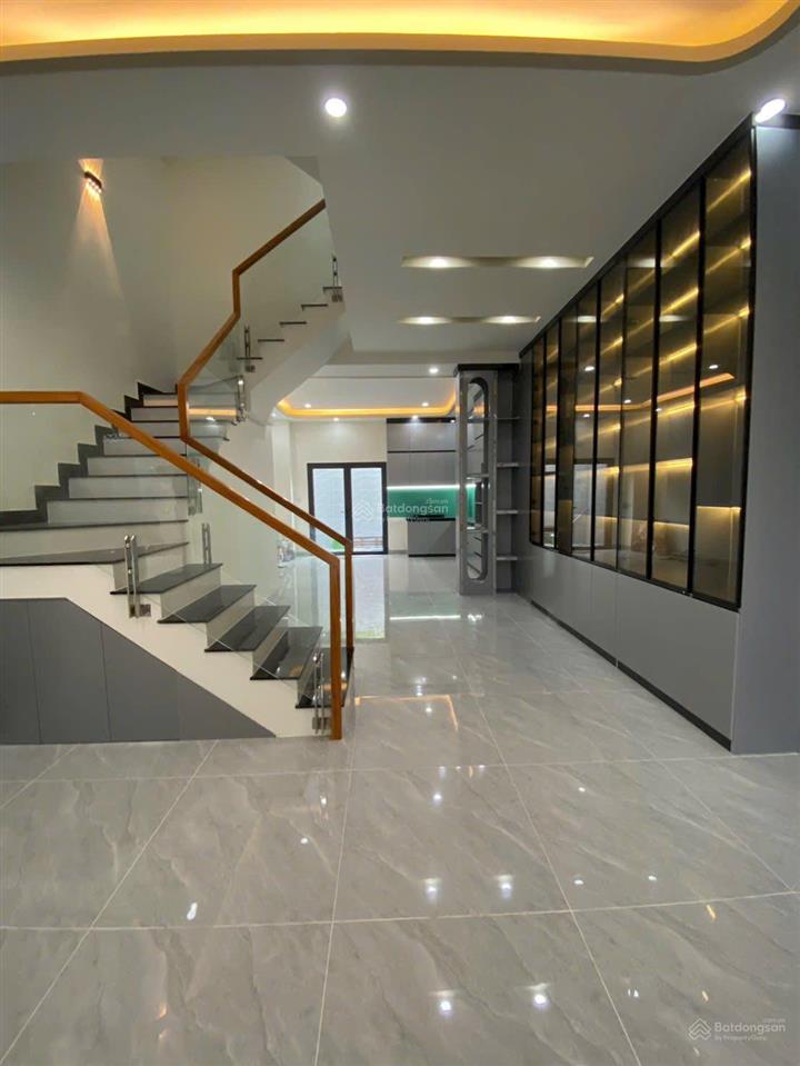 Cần bán nhà riêng xây mới 5mx17m, 1 trệt 3 lầu, nguyễn thị sóc, bà điểm, hóc môn