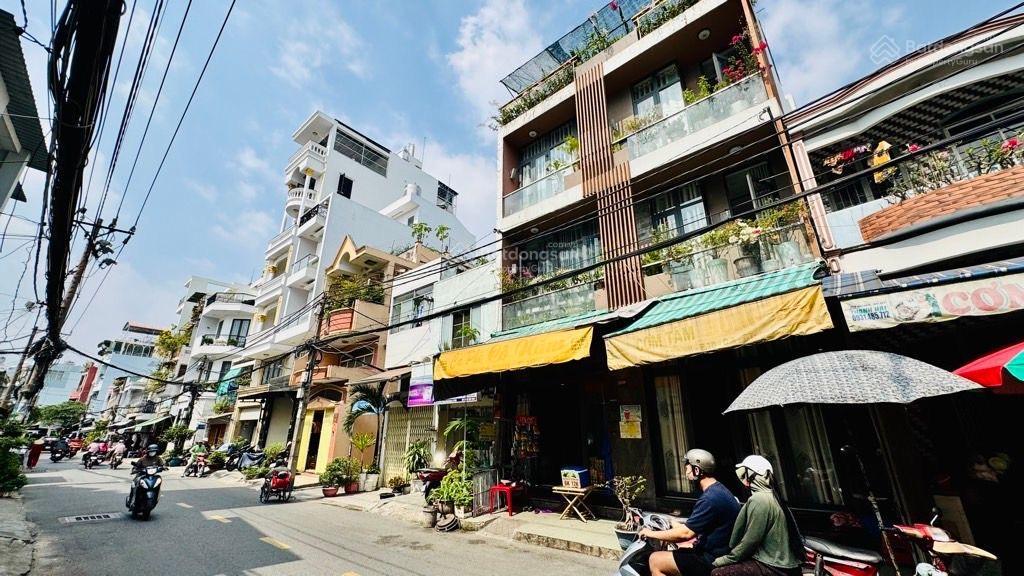 Gần cầu chà và mặt tiền lô góc ba đình  đường 16m  ngang lớn nở hậu  nhỉnh 8 tỷ