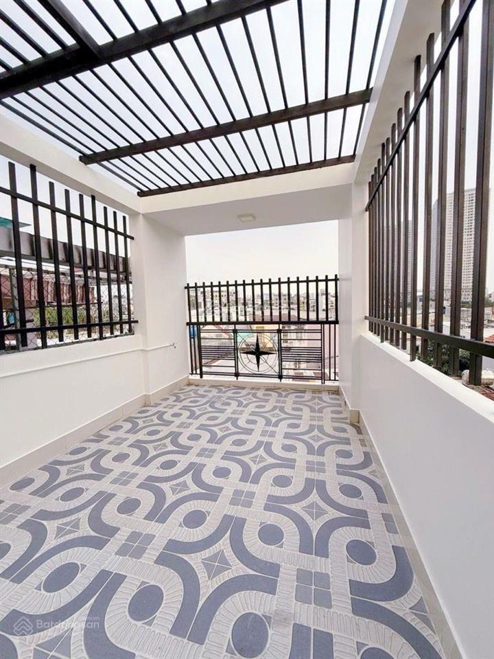 Khu him lam  4 tầng dt 120tr  trần xuân soạn tân hưng  q.7  dt 30m2  4 tỷ 950