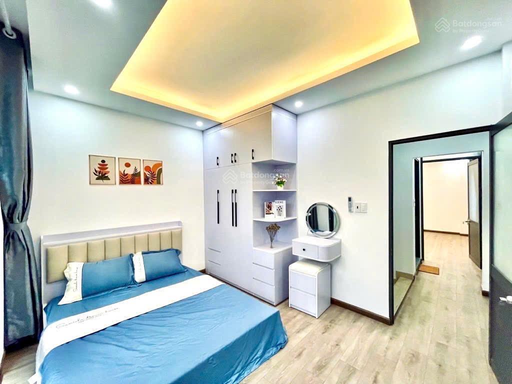 Chỉ 4,9 tỷ 50m2  nhà đẹp 4 tầng btctgần mặt tiền hưng phú sát q5, q1