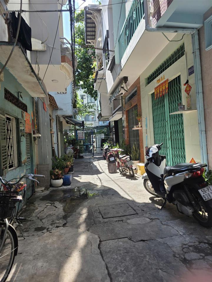 Bán nhà mới sạch đẹp lạc long quân, p5, q11 3,880 tỷ  mức giá tốt