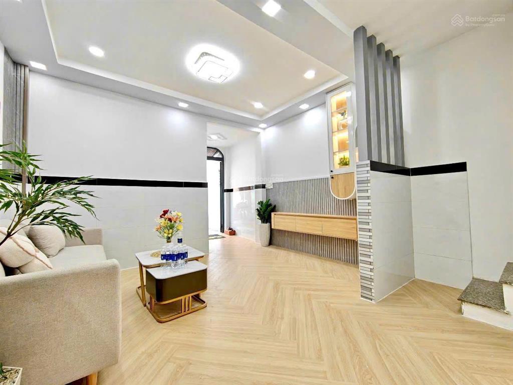 Hiếm nhà gần học viện cán bộ  4 tầng 5pn 8 tỷ 3 tl hẻm xe hơi bùi đình túy quận bình thạnh