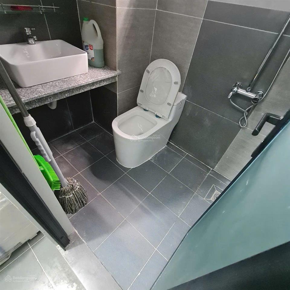 Hiếm nhà gần học viện cán bộ  4 tầng 5pn 8 tỷ 3 tl hẻm xe hơi bùi đình túy quận bình thạnh