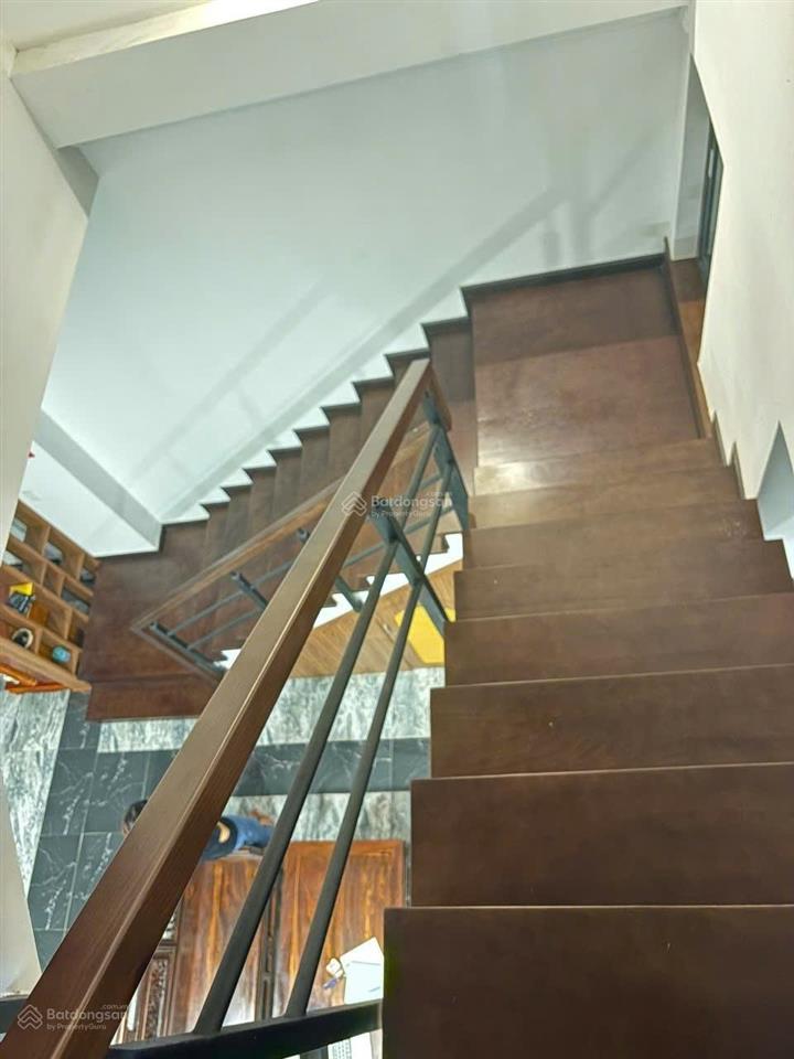 Bán nhà có dòng tiền 30 triệu/ tháng 85m2 5pn đường bạch đằng p2 bình thạnh