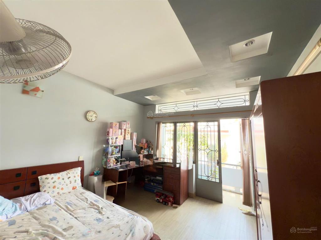 Hạ giá sốc 10.5 tỷ xuống còn 9,1 tỷ, hẻm xe hơi ra đại lộ phạm văn đồng, 4.3x16m, 3 tầng mới đẹp