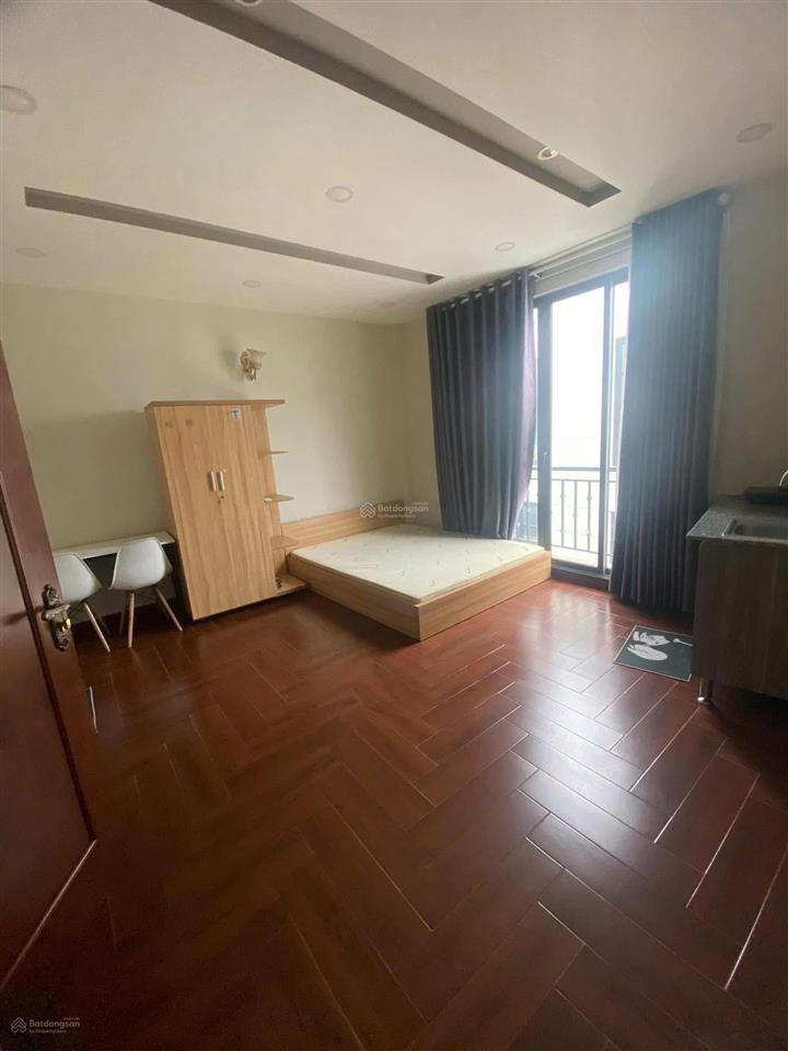 Kẹt tiền bán nhà 5 tầng hxh nở hậu siêu đẹp mặt tiền 4,2m nở hậu 5,6m giá 10 tỷ trần bình trọng