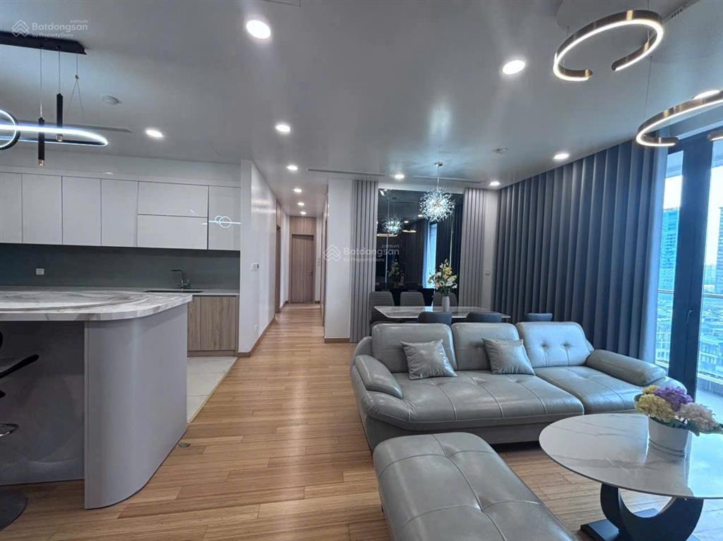 Chủ gửi bán gấp căn 3pn, 94m2 giá 10,8 tỷ ở the zei số 8 lê đức thọ, mỹ đình