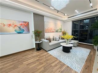 Cần bán căn 2pn , 68m2 giá 7 tỷ toà s3 dự án goldmark city 136 hồ tùng mậu.