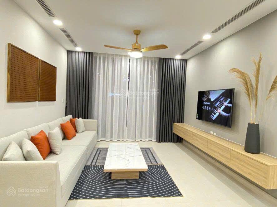 Chủ gửi bán căn 2pn, 92m2 ở the zei lê đức thọ giá 9,5 tỷ nội thất đầy đủ, pháp lý sổ đỏ