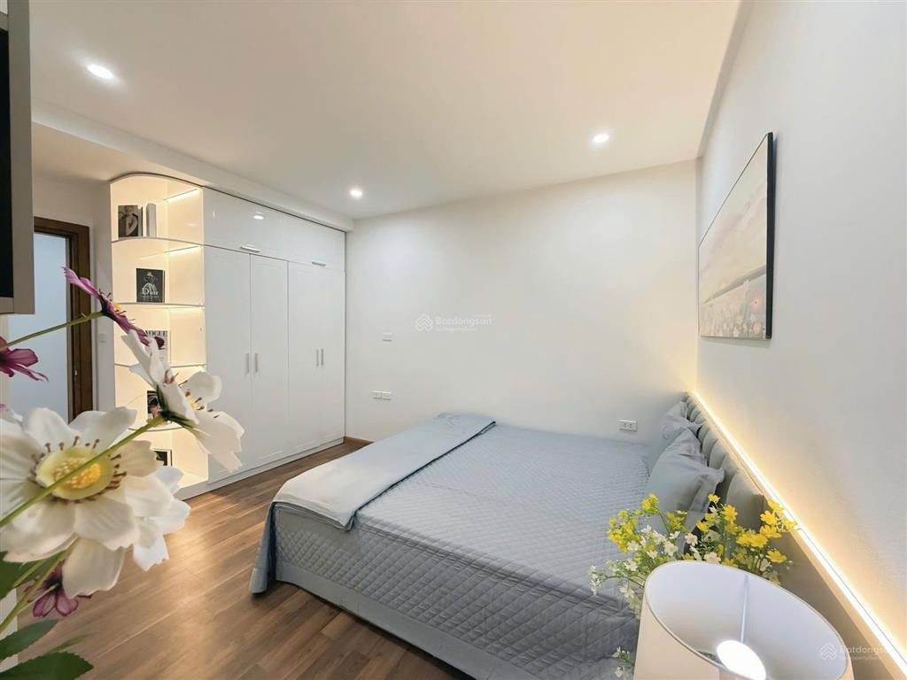 Cho thuê căn 4pn giá 20tr ở ct5 sudico tòa nhà sông đà  mỹ đình