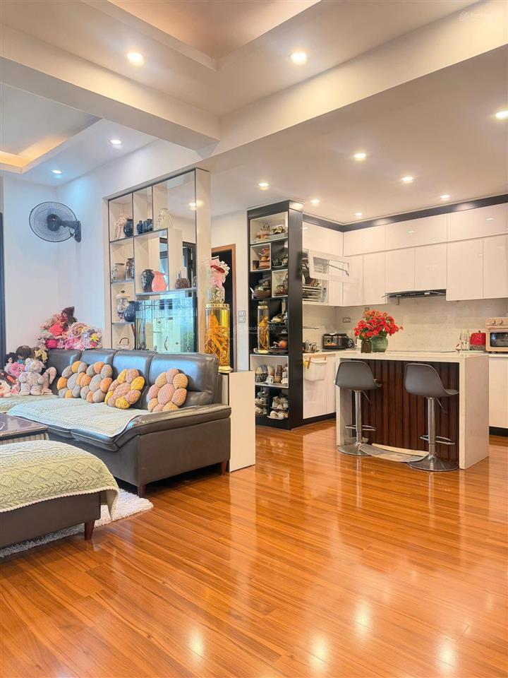 Chủ gửi bán gấp căn 2pn, 83m2 nội thất đầy đủ ở n05 trần quý kiên  cầu giấy