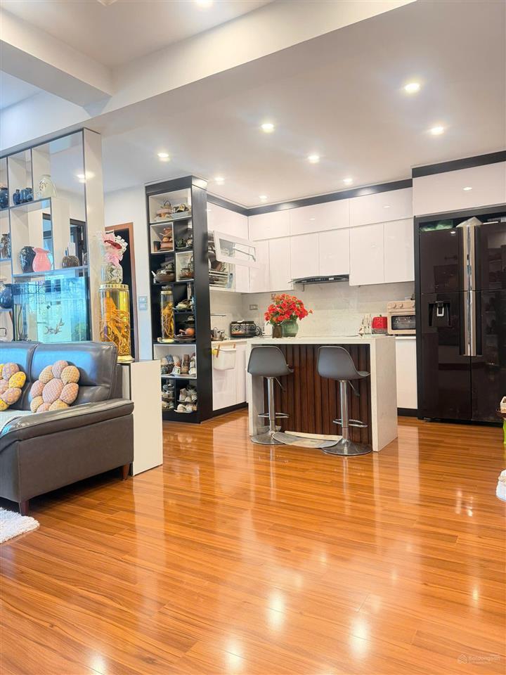 Chủ gửi bán gấp căn 2pn, 83m2 nội thất đầy đủ ở n05 trần quý kiên  cầu giấy