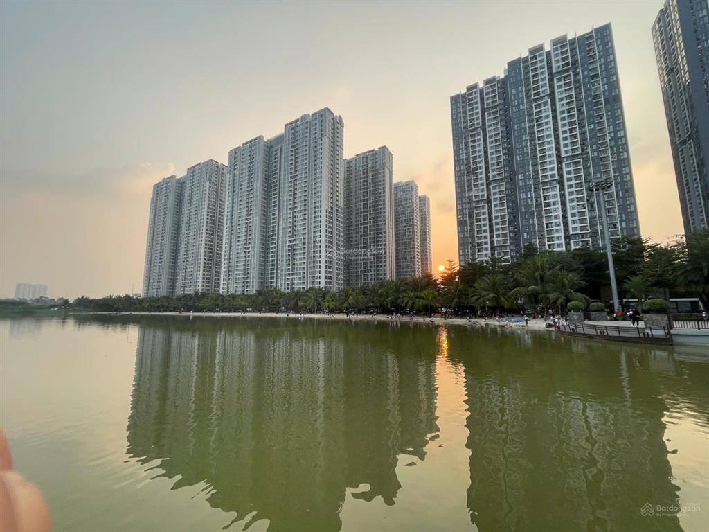 Cho thuê shop chân đế 25 triệu/ tháng