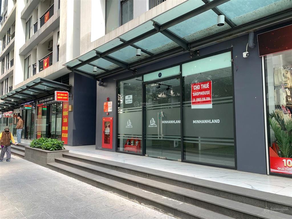 Cho thuê shop chân đế diện tích 57,6m2 với giá thuê 38 triệu