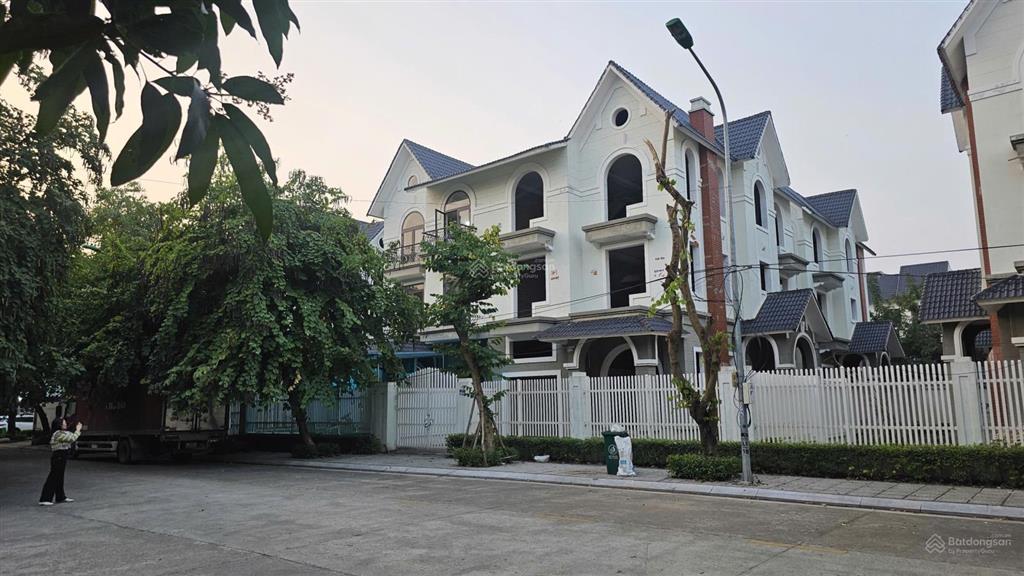 Bán nhanh căn biệt thự đơn lập 463m2