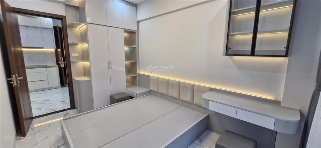 Lô góc 3 ban công 70m2 2 phòng ngủ chung cư a2 đền lừ cần bán