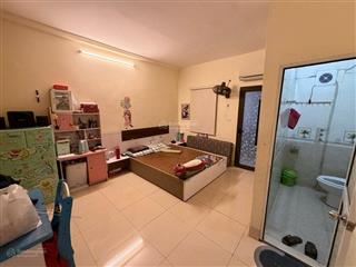 Nhà lô góc 25m2 phố định công thượng  ko quy hoạch gần trục đường 2,5 cần bán