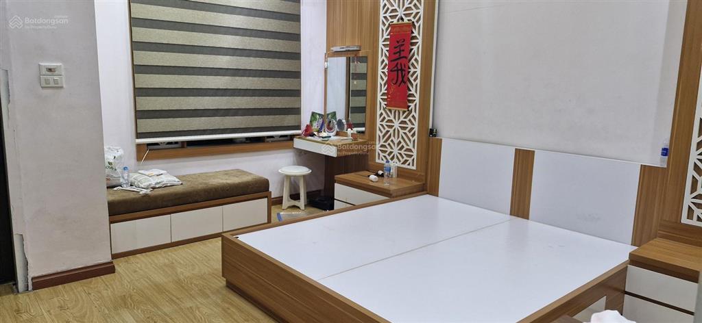 Cho thuê 80m2  hoàng văn thái ngõ ô tô vừa ở vừa làm văn phòng