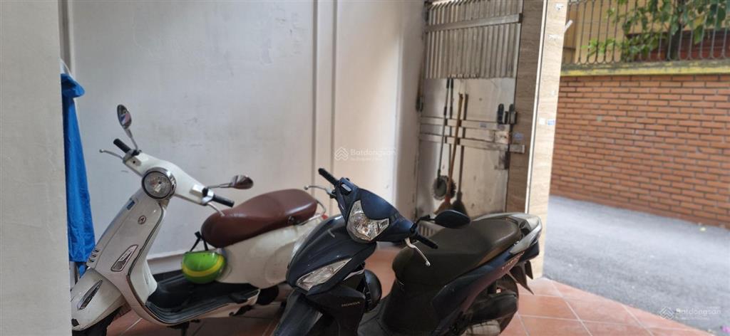 Cho thuê 80m2  hoàng văn thái ngõ ô tô vừa ở vừa làm văn phòng