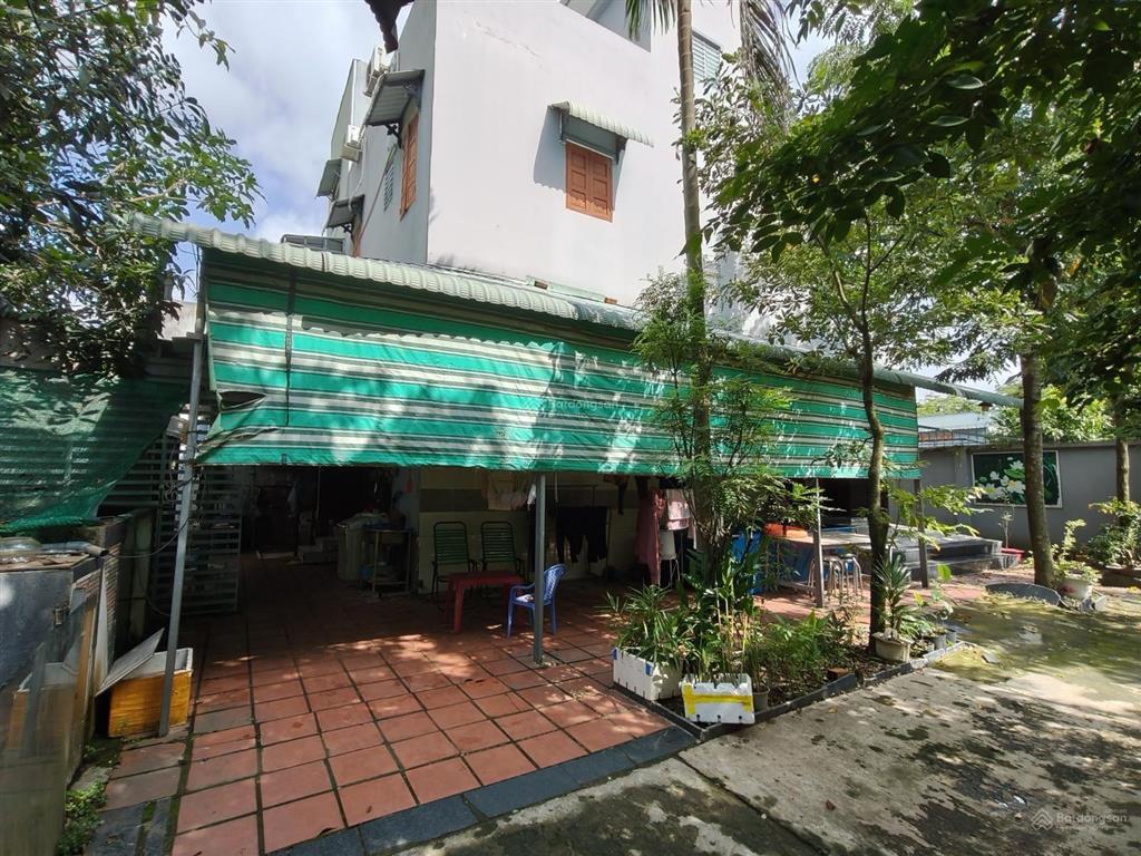 Cho thuê 521m2 đất vườn, cây xanh có nhà gần vinhome  phù hợp làm quán ăn gđ, cafe