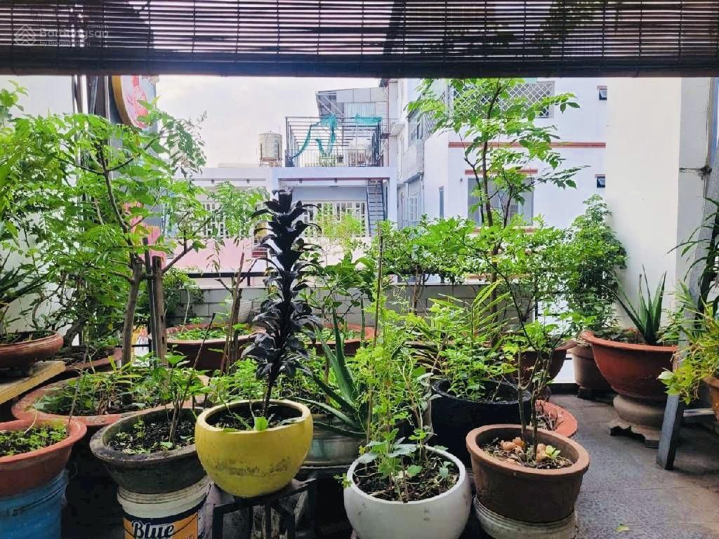 Bán nhà ngay metro q6 dt90m mt14m 6pn ở+kd tốt giá17tỷ tiện di chuyển qua q5+11 pl chuẩn