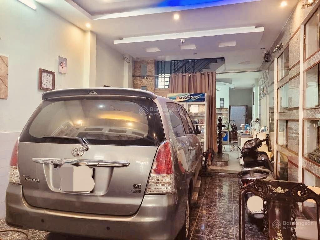 Bán nhà ngay metro q6 dt90m mt14m 6pn ở+kd tốt giá17tỷ tiện di chuyển qua q5+11 pl chuẩn