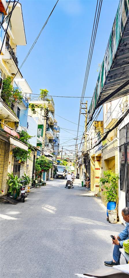 Bán đất tặng nhà quận6 hẻm xe tải 8m dt6x14m pháp lý chuẩn giá 10tỷ5 ở kinh doanh đều tốt