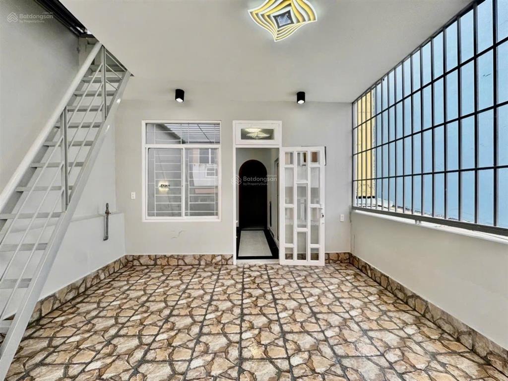 Nhà ở ngay mai xuân thưởng 4 tầng hẻm xe hơi 8tỷ9 diện tích 4.5 x 9.5m ( 42.8m)