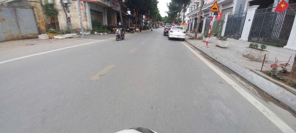 _ TRUNG TÂM ĐÔNG ANH_SẴN NHÀ MẶT PHỐ_KINH DOANH NGÀY ĐÊM_CONTAINER TRÁNH_VỈA HÈ_CẠNH HAPPY LAND_300M RA QL3_CHỈ HƠN 5 ty