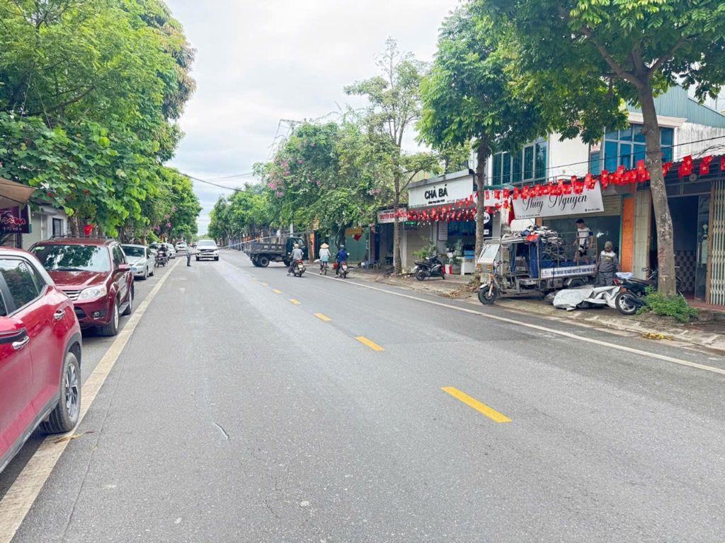 _ THỊ TRẤN ĐÔNG ANH_MẶT PHỐ KINH DOANH NGÀY ĐÊM_Ô TÔ TRÁNH_VỈA HÈ_SẴN NHÀ 3T KINH DOANH_75M_MT 6,4M _ _ DT 75m², MT 6,4m