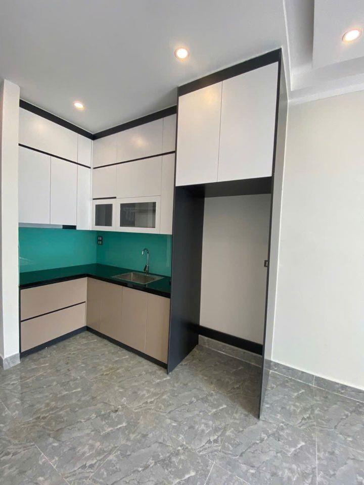 _ HÀNG ĐẸP KHÓ GẶP_CHỈ HƠN 4 TỶ_NHÀ 5T MỚI TINH_SẴN Ở_TRUNG TÂM TT ĐÔNG ANH_MT 4,5M_HÀNG XÓM HAPPY LAND_200M RA QL3 _ 