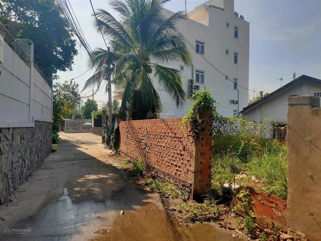 Bán 1000m2 đất thổ cư vuông nở hậu, tiện xây văn phòng cty hoặc chdv hoặc biệt thự sân vườn
