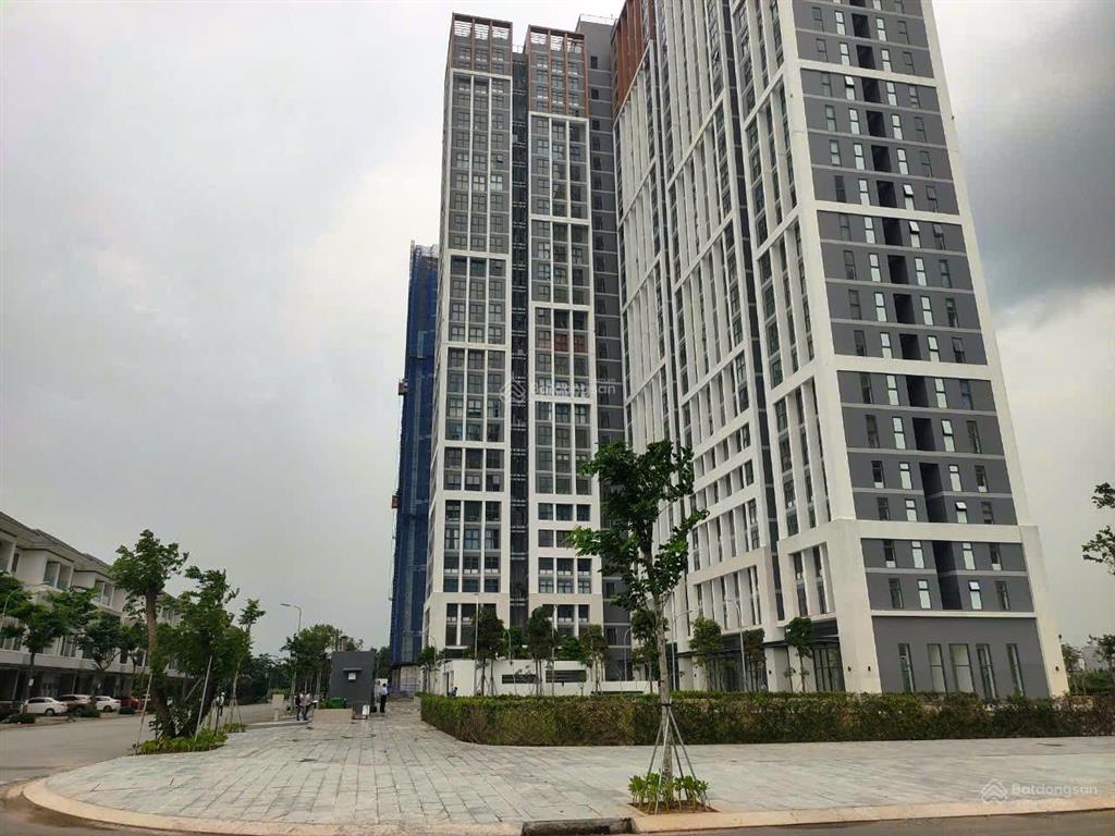 (18 tỷ) siêu rẻ lavila đông sg 5 tầng, mặt đường 22m, đối diện cụm căn hộ citi alto.  0949 133 ***